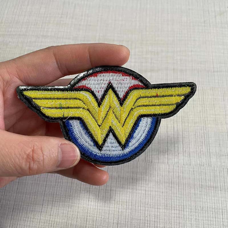 W letra del alfabeto bordado e - Velcro Sew On reseña y precio